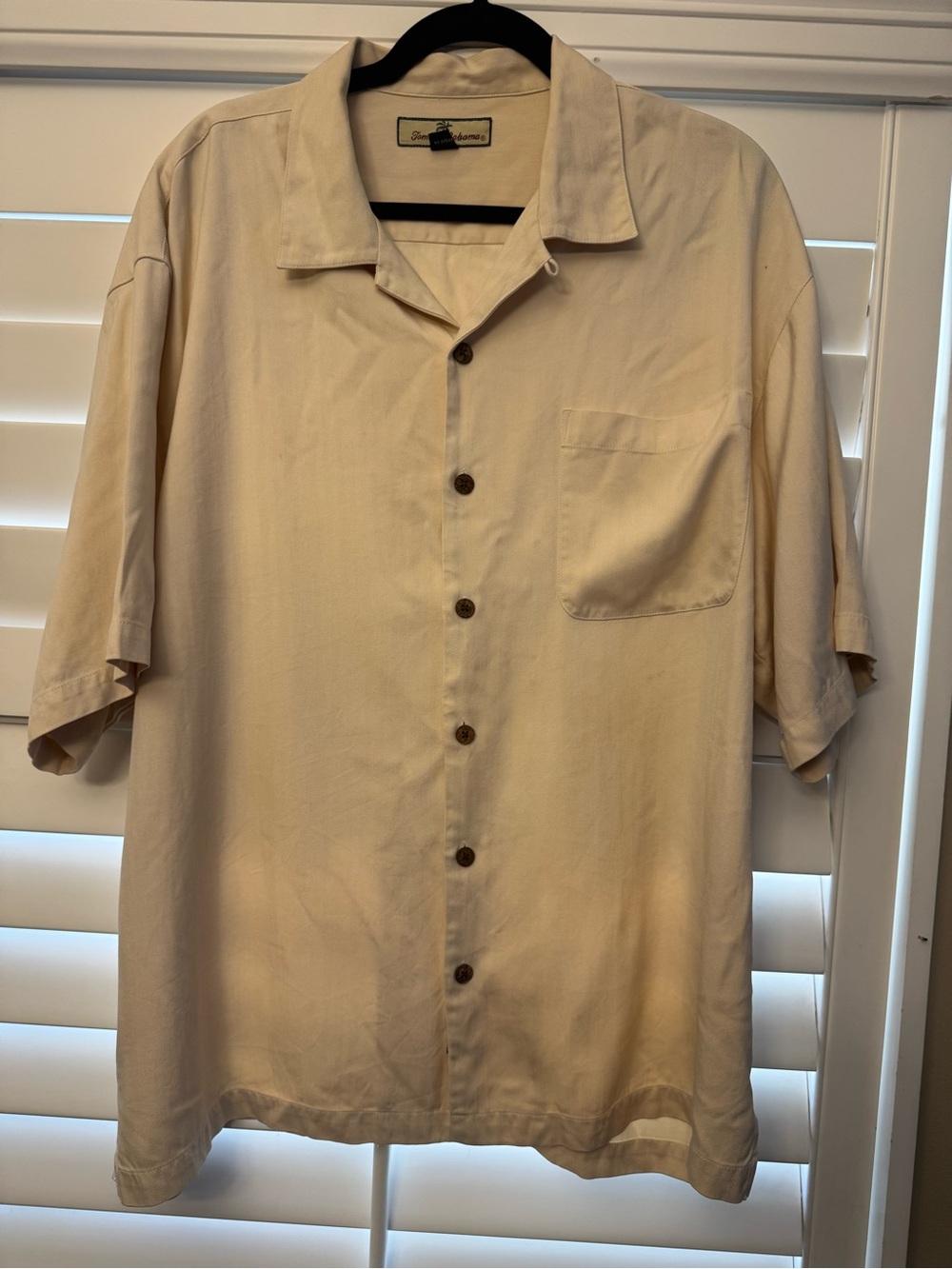 Tommy Bahama Men’s 100% Silk Camp Shirt XL Cream Beige Button Up Resort Style
